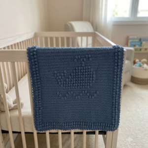 Crochet Cot Blanket Whale Design